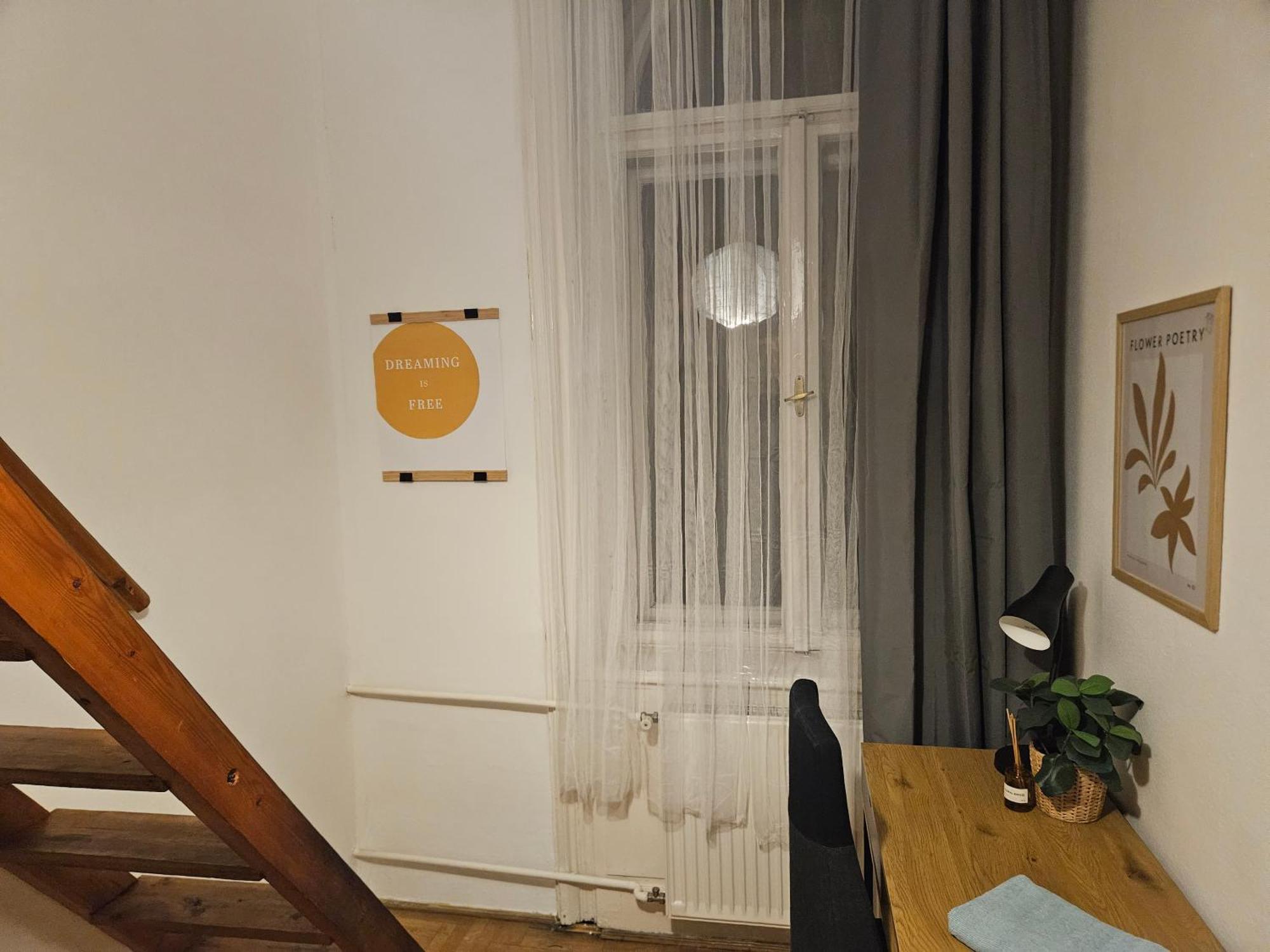Downtown Gem Rooms Budapeste Exterior foto