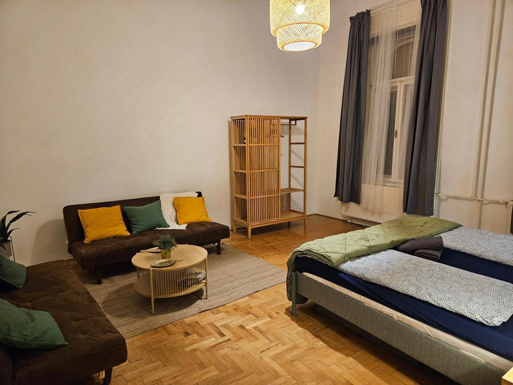 Downtown Gem Rooms Budapeste Exterior foto
